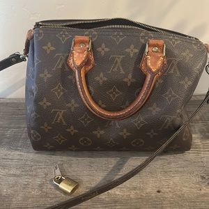 Louis Vuitton Speedy 25